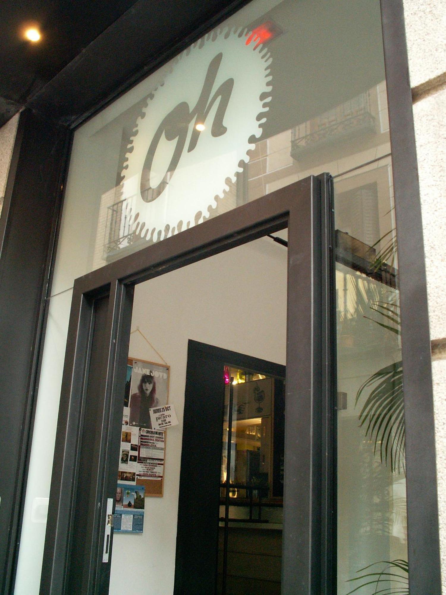 Oasis Backpackers' Toledo Hostel Exterior photo