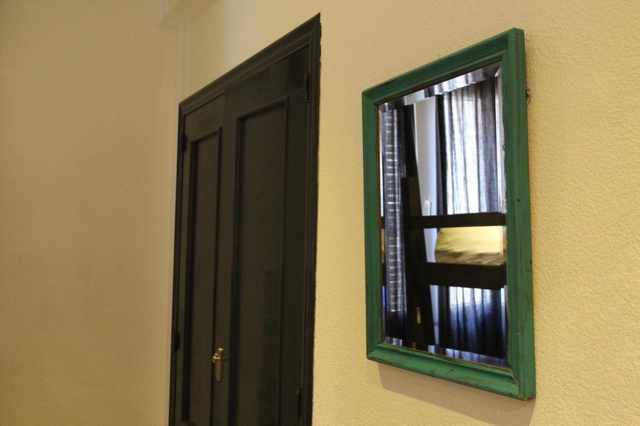 Oasis Backpackers' Toledo Hostel Exterior photo
